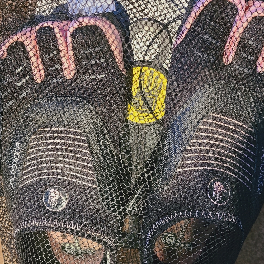 Bodyglove water shoes worn once